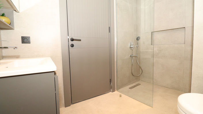 Image No.34-1 Bed Apartment for sale