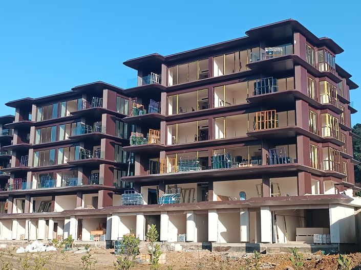 Image No.13-5 Bed Apartment for sale