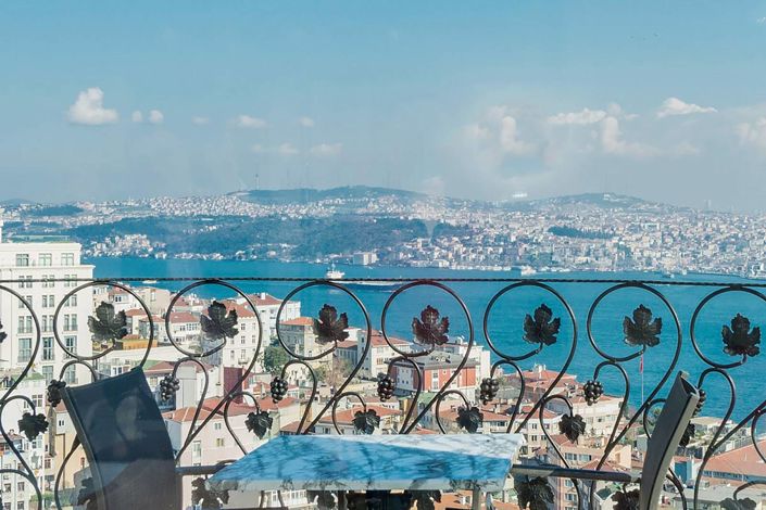 Image No.13-10 Bed Commercial for sale