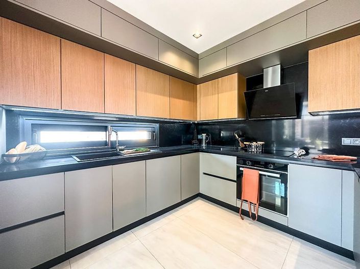 Image No.19-4 Bed House/Villa for sale