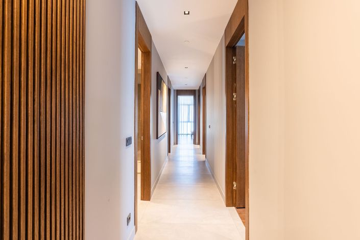 Image No.29-4 Bed Apartment for sale