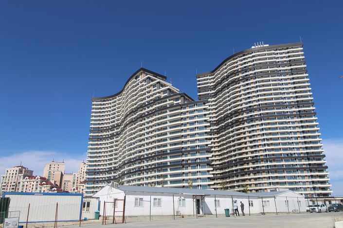 Image No.21-5 Bed Apartment for sale