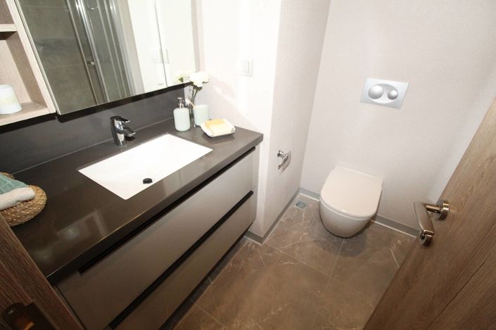 Image No.16-2 Bed Apartment for sale