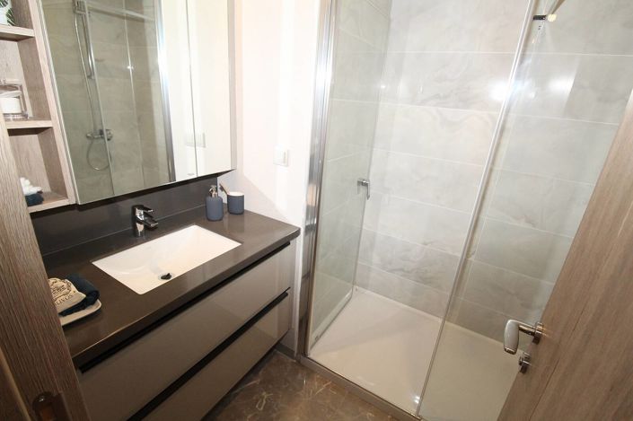 Image No.20-2 Bed Apartment for sale