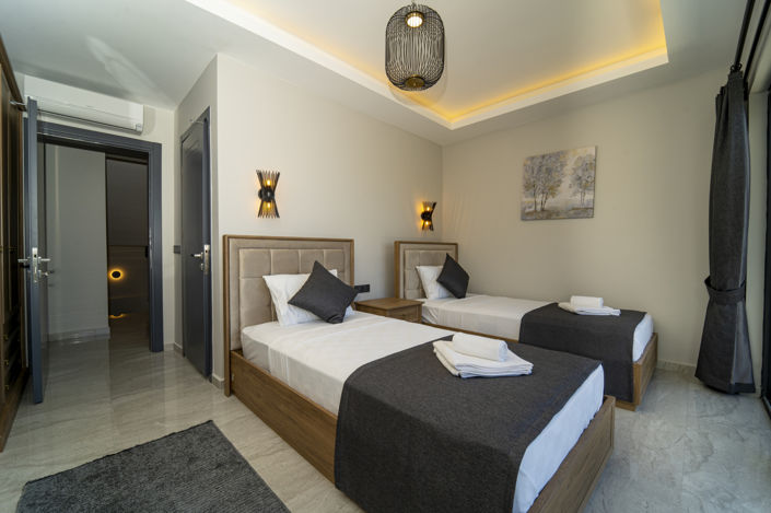 Image No.42-4 Bed House/Villa for sale