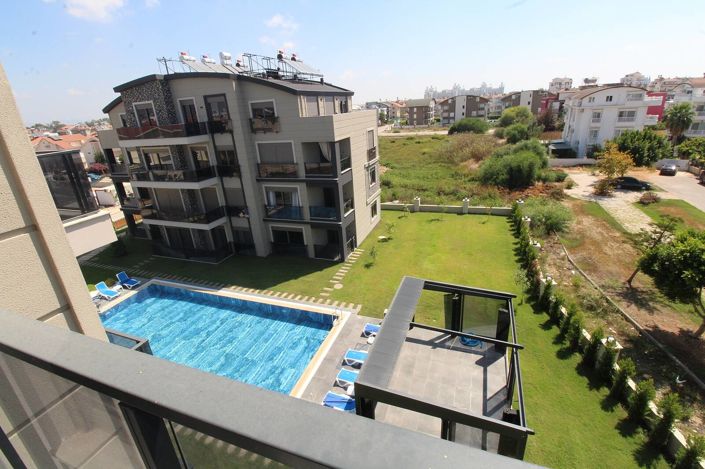 Image No.10-4 Bed Apartment for sale