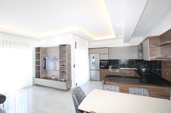 Image No.17-4 Bed Apartment for sale