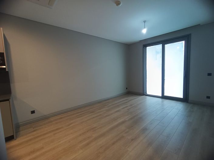 Image No.19-3 Bed Apartment for sale