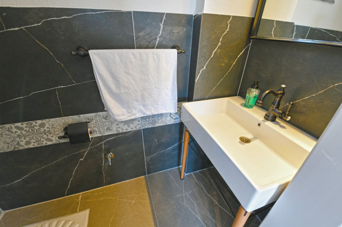 Image No.33-2 Bed House/Villa for sale