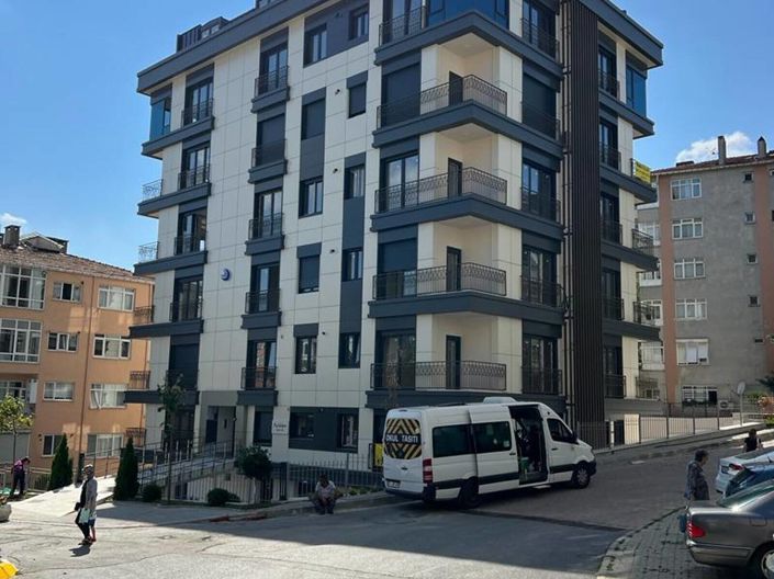 Image No.4-5 Bed Apartment for sale