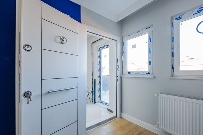 Image No.15-9 Bed House/Villa for sale