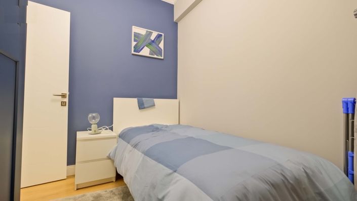 Image No.8-12 Bed House/Villa for sale