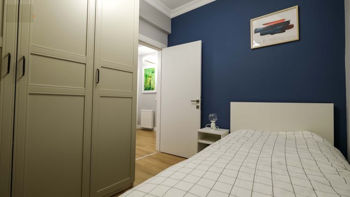 Image No.9-12 Bed House/Villa for sale