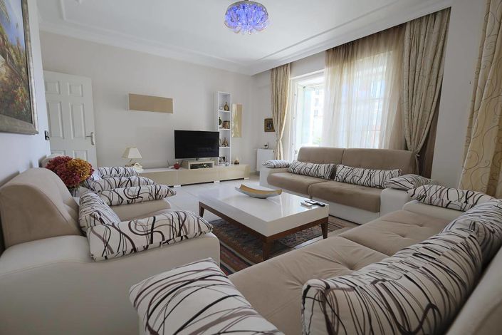 Image No.21-3 Bed Apartment for sale