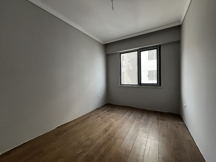 Image No.25-4 Bed Apartment for sale