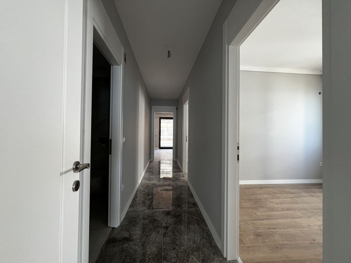 Image No.44-4 Bed Apartment for sale