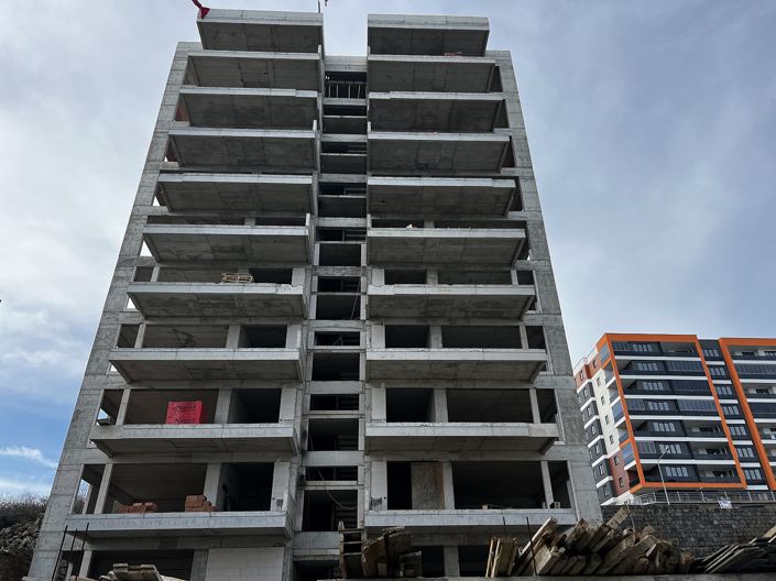 Image No.9-5 Bed Apartment for sale