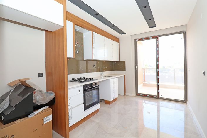 Image No.20-2 Bed Apartment for sale