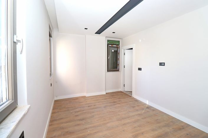 Image No.22-2 Bed Apartment for sale