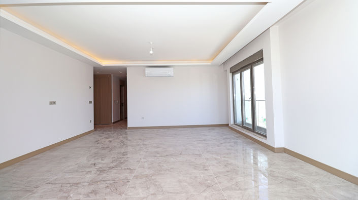 Image No.18-3 Bed Apartment for sale