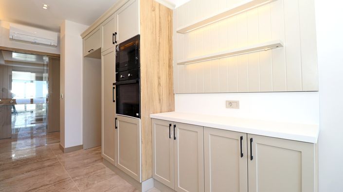 Image No.24-3 Bed Apartment for sale