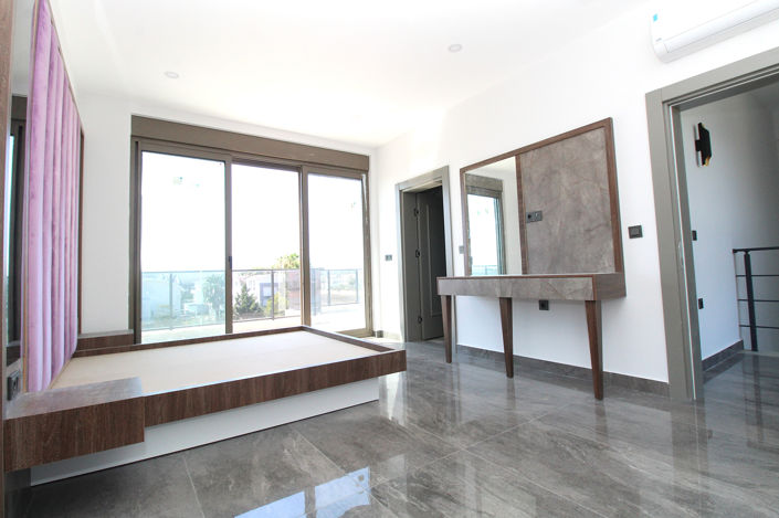 Image No.17-4 Bed House/Villa for sale