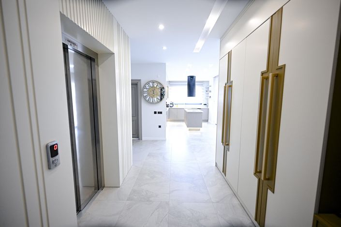 Image No.20-5 Bed House/Villa for sale