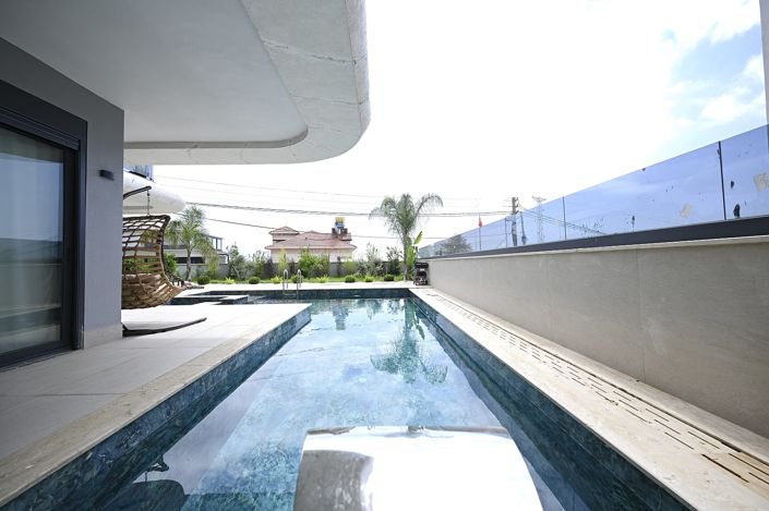 Image No.4-5 Bed House/Villa for sale