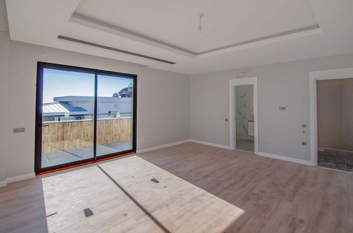 Image No.33-3 Bed Apartment for sale