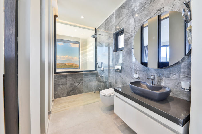 Image No.25-5 Bed House/Villa for sale