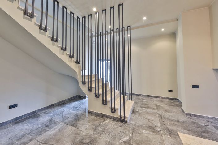 Image No.35-5 Bed House/Villa for sale