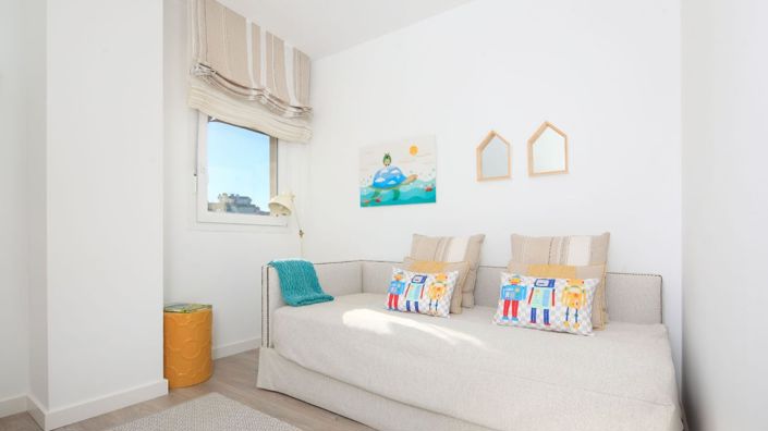 Image No.13-2 Bed Apartment for sale