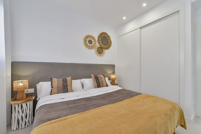 Image No.44-2 Bed Apartment for sale