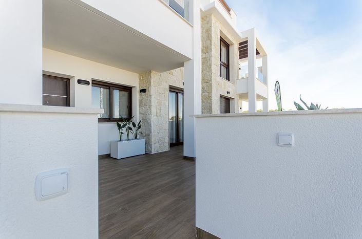 Image No.11-2 Bed Apartment for sale