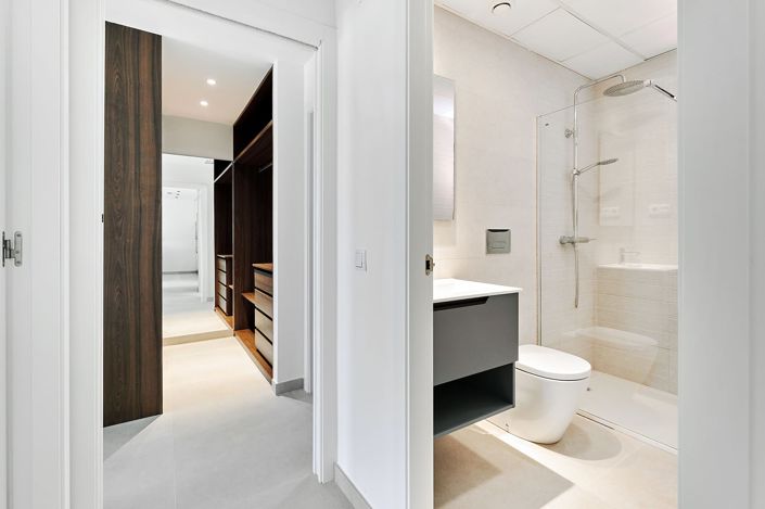 Image No.29-2 Bed Apartment for sale