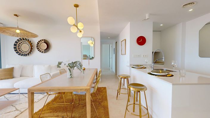 Image No.20-4 Bed Apartment for sale