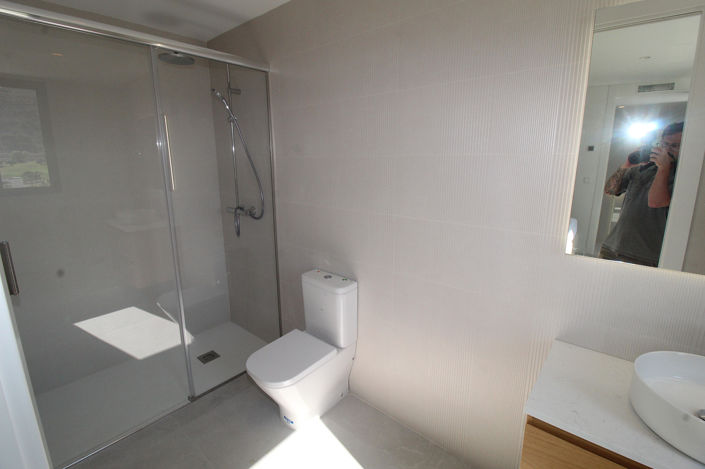 Image No.28-2 Bed Apartment for sale