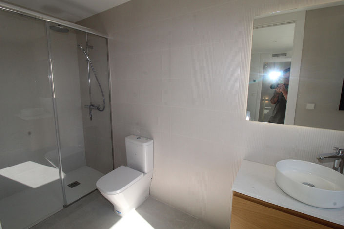 Image No.29-2 Bed Apartment for sale