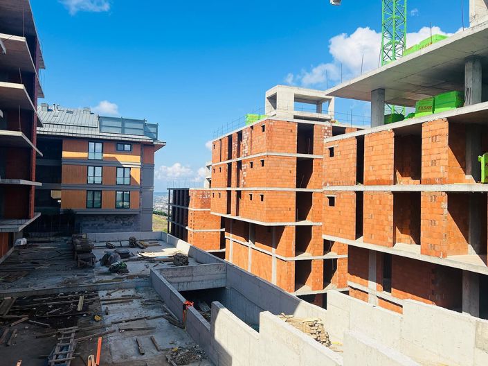 Image No.15-4 Bed Apartment for sale