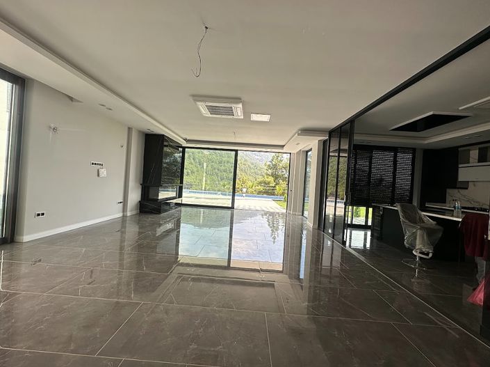 Image No.40-5 Bed House/Villa for sale