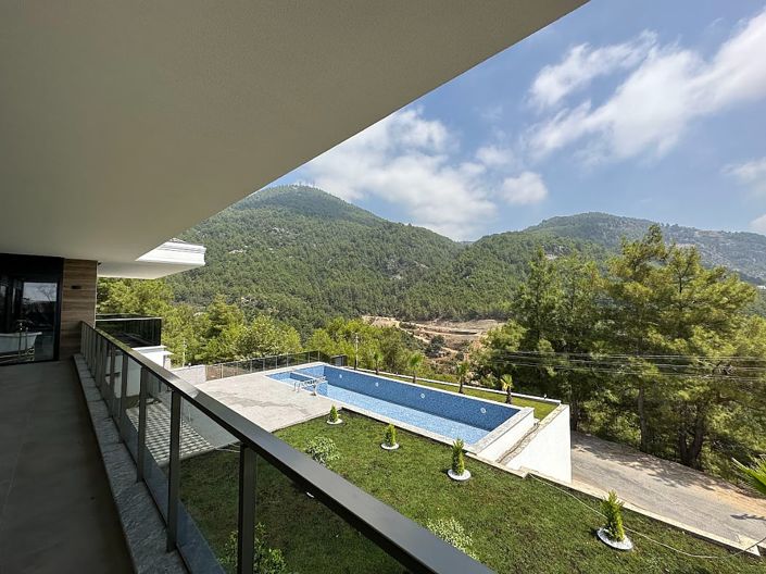 Image No.50-5 Bed House/Villa for sale