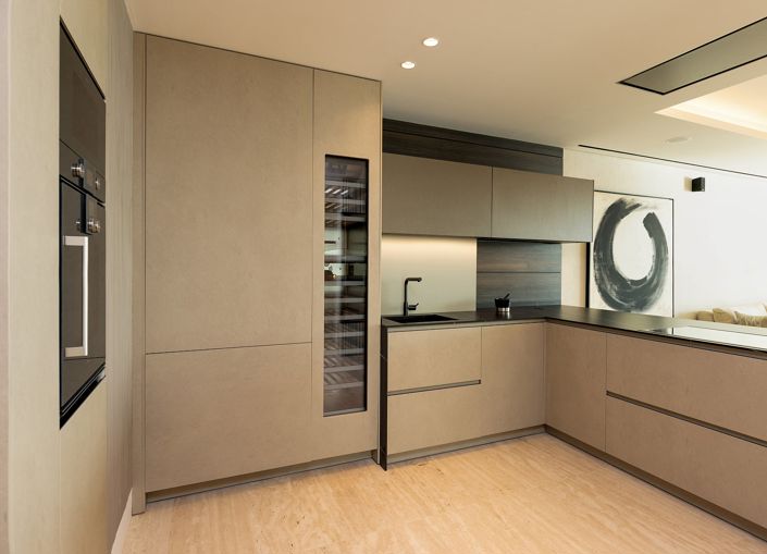 Image No.22-4 Bed Apartment for sale