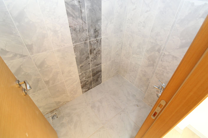 Image No.23-4 Bed Apartment for sale