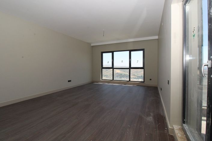 Image No.19-2 Bed Apartment for sale