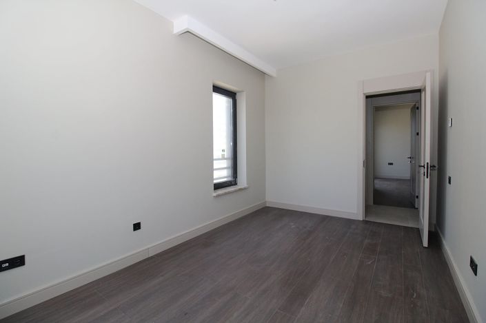 Image No.26-2 Bed Apartment for sale