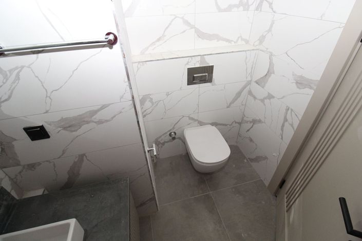 Image No.40-2 Bed Apartment for sale