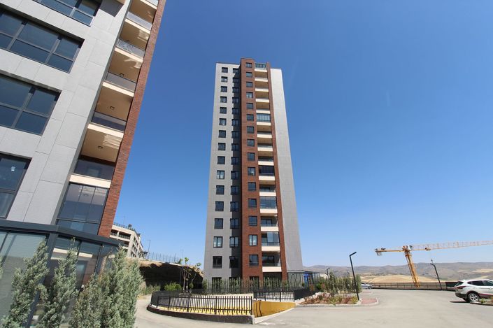 Image No.13-3 Bed Apartment for sale