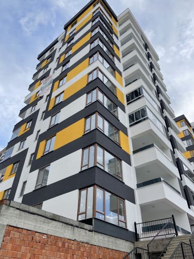 Image No.3-3 Bed Apartment for sale