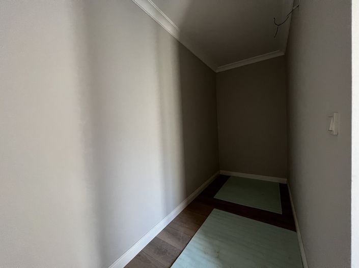 Image No.18-3 Bed Apartment for sale