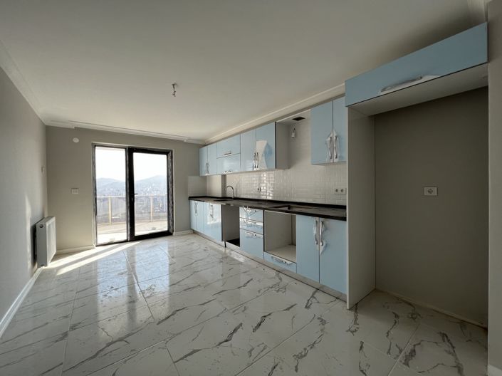 Image No.27-3 Bed Apartment for sale